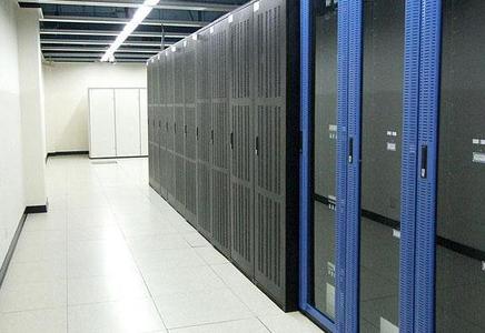 站長，你還在用美國主機嗎？